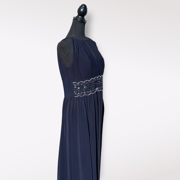 R&M Richards Beaded Gown with Shawl | Size 8 - Picture 5 of 9